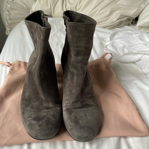 VINCE dark grey suede booties - Picture 2 of 6